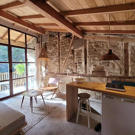 Casita Acceso Piscina Y Jardin La Nueva *